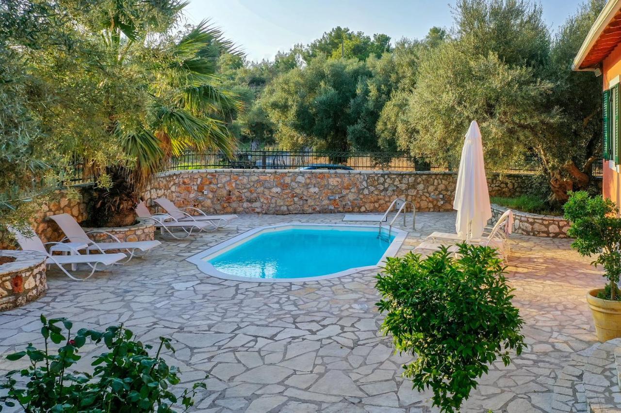 Elite Escape Villa Tsoukaládhes Dış mekan fotoğraf